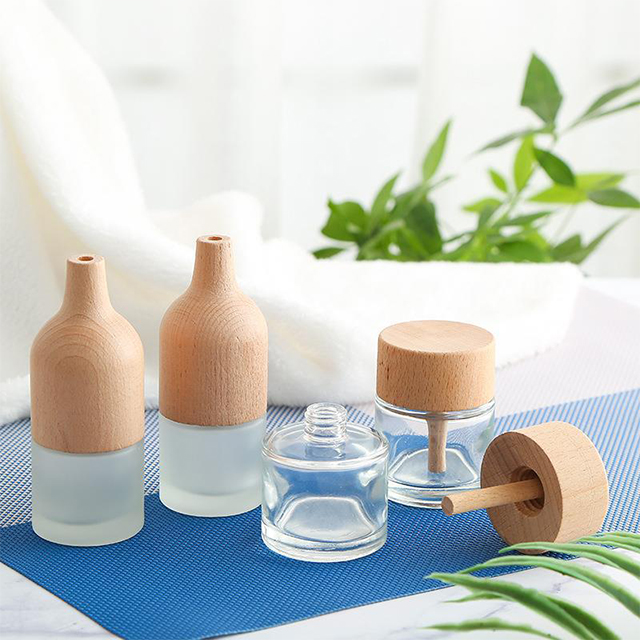 30ml 50ml Conical Small Mouth Glass Aromatherapy Bottle with Wooden Lid