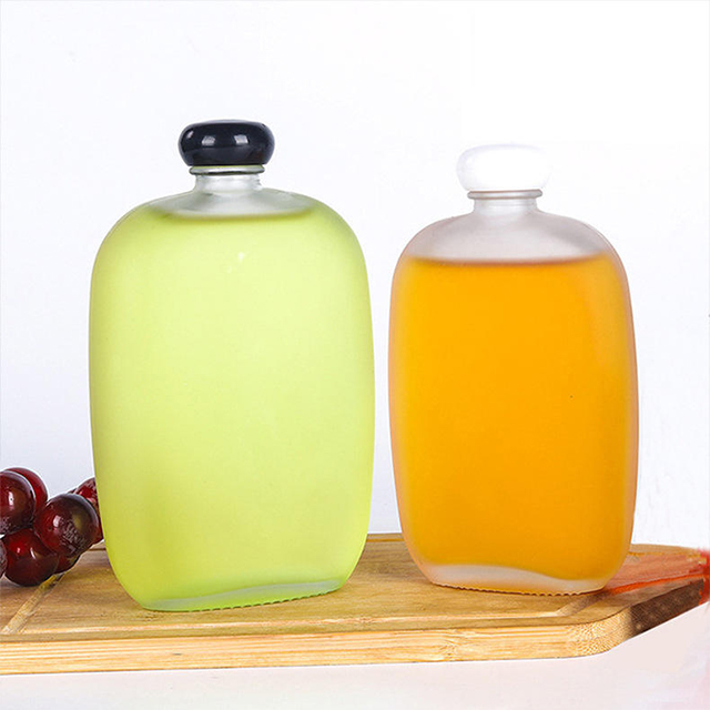 100ml 125ml 200ml 250ml 350ml 500ml Flat Square Frosted Glass Beverage Bottle with Screw Cap